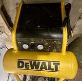DeWalt 4.5-Gal 225 PSI Portable Air Compressor - Image 4