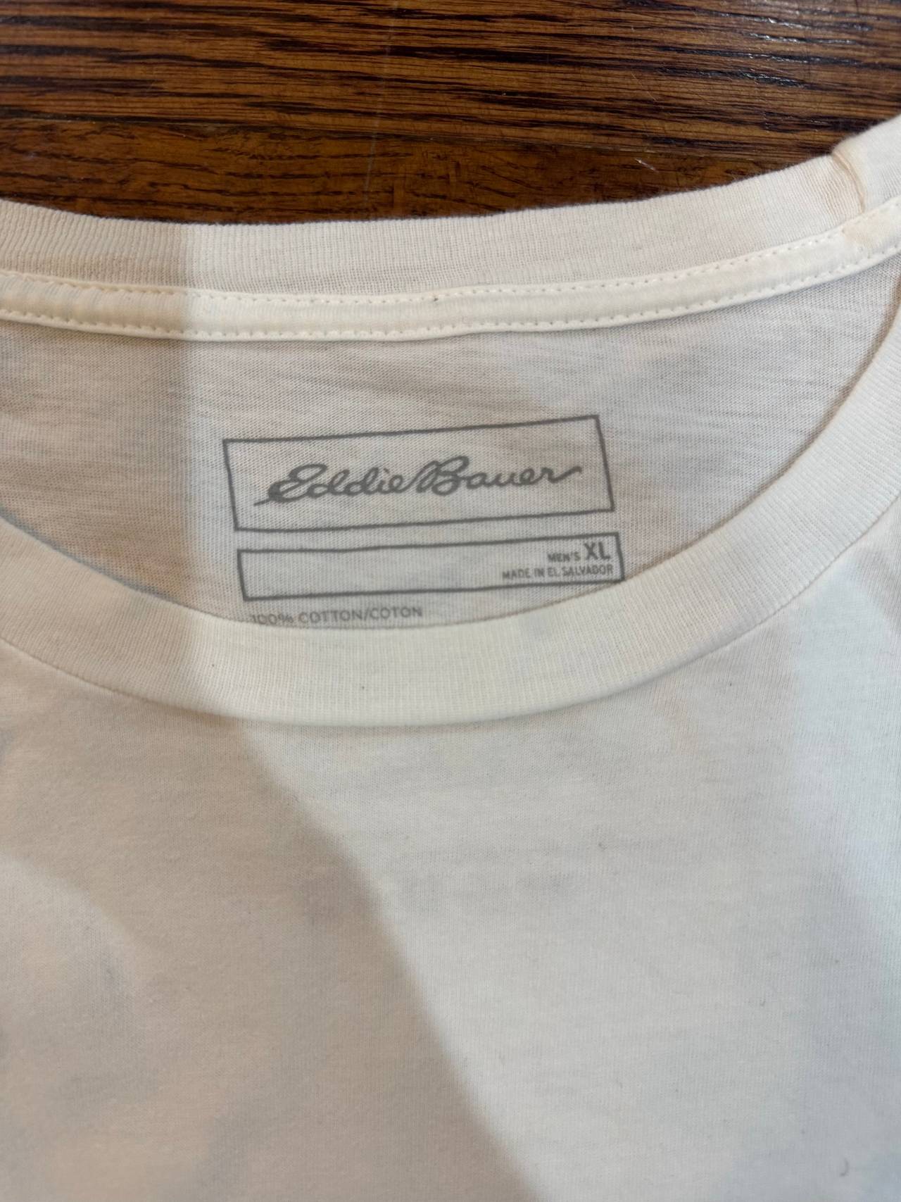 Eddie Bauer T-Shirt Size XL