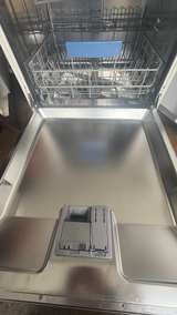 Bosch LifeStyle Automatic Dishwasher - Image 3