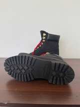 Mens Timberland 6-Inch Premium Waterproof Boots
Size US 9W - Image 4