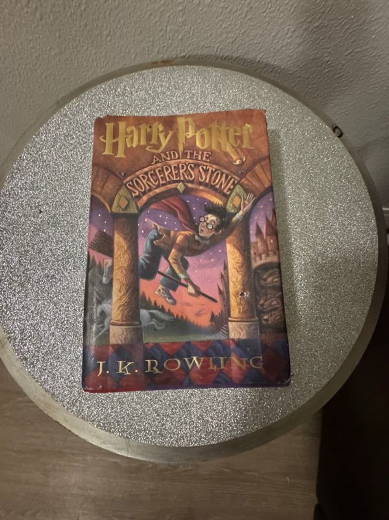 Harry Potter and the Sorcerer's Stone Hardcover (US Edition)