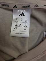 Adidas Women's Essentials training Cropped Tee sz X-Large - Image 6