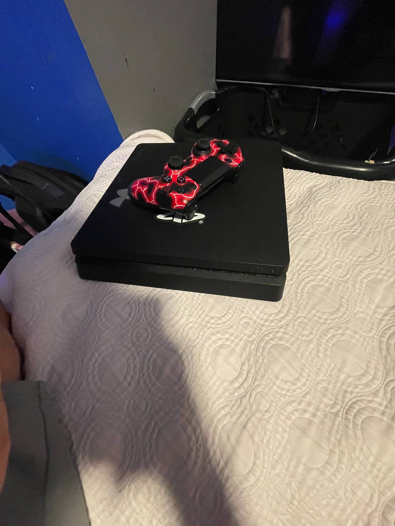 PlayStation 4 Slim