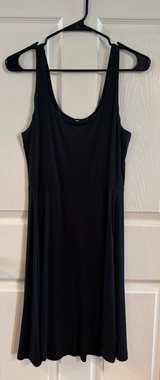 Old Navy Sleeveless Jersey Swing Dress - Image 1