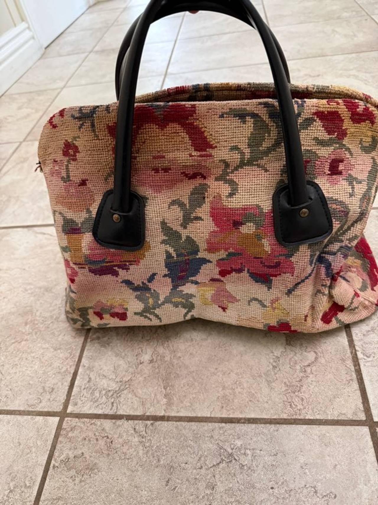 Vintage Floral Needlepoint Carryall by Munro handbag