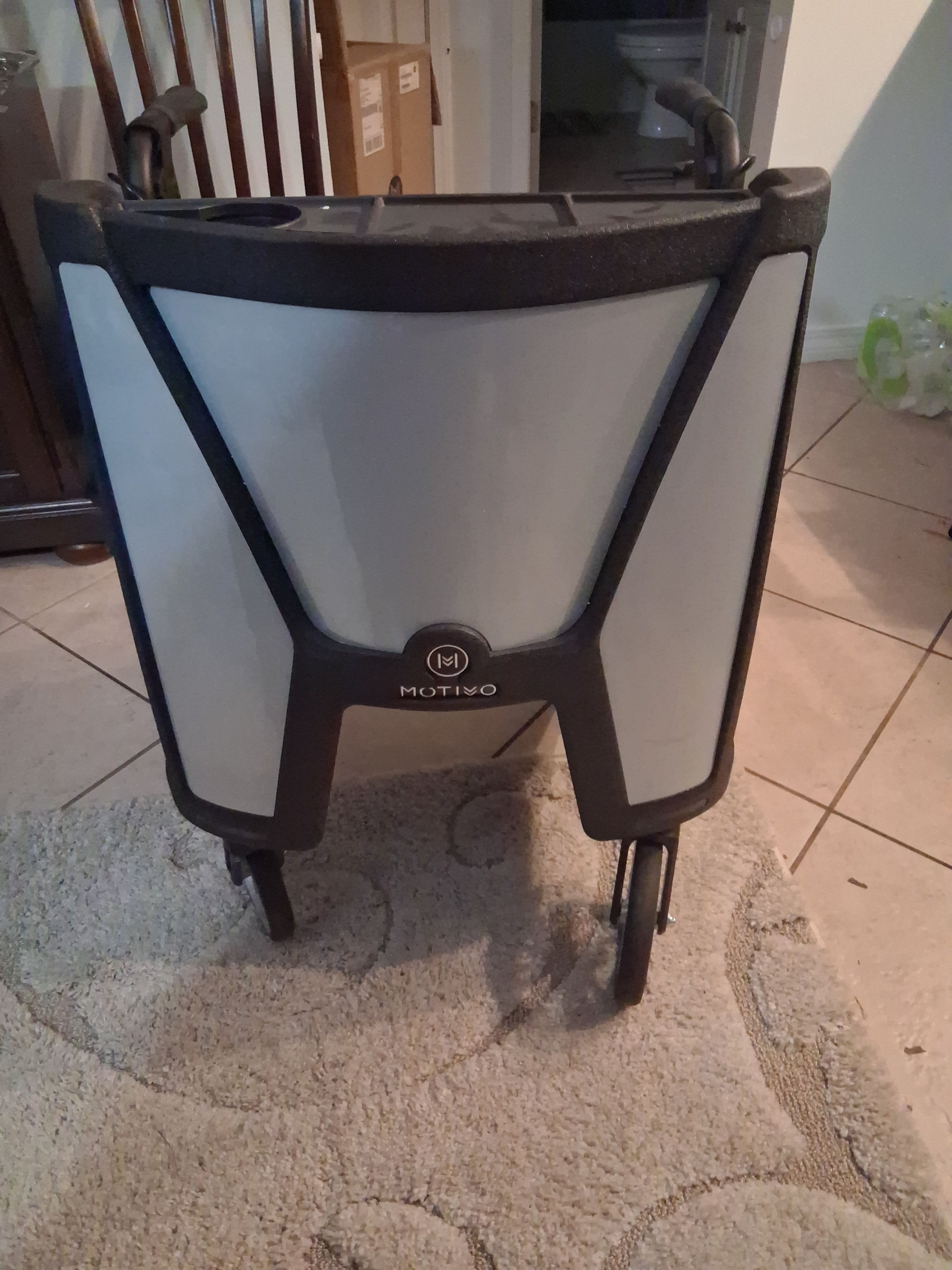 Motivo Tour Rolling Walker