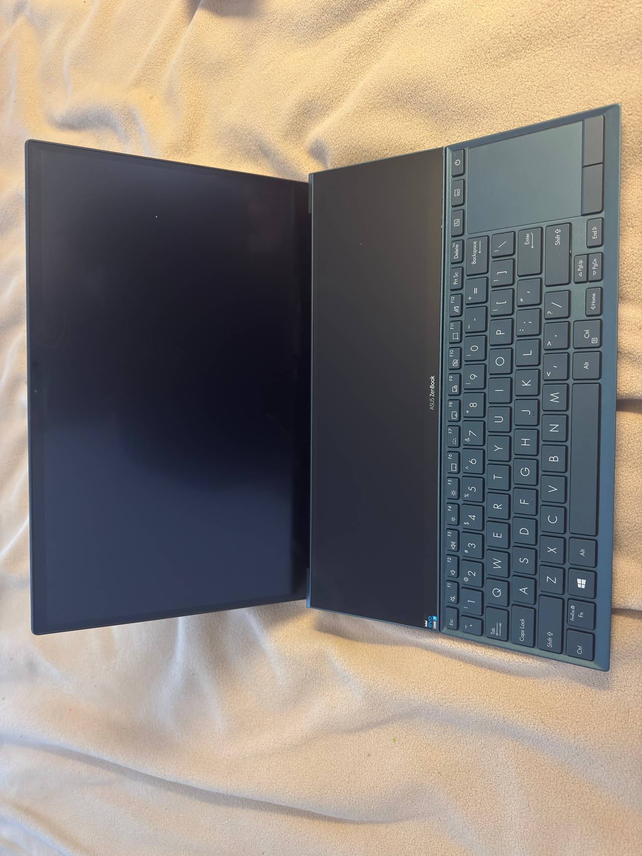 ASUS ZenBook Duo 14 - PARTS / NEEDS REPAIRED - MUST SELL TODAY