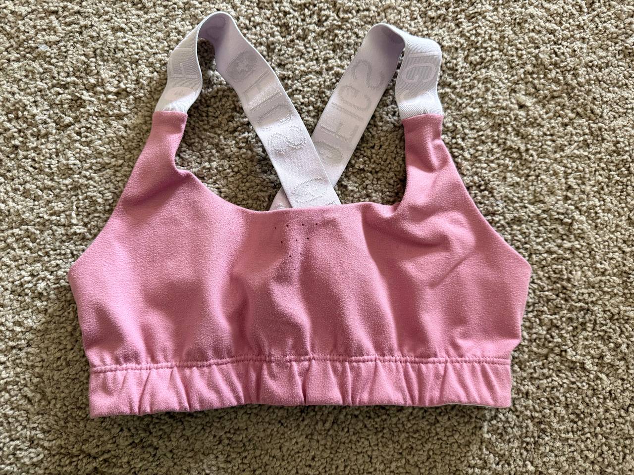 Figs 300 Sports Bra in Limited Edition Chalk Pink Size S