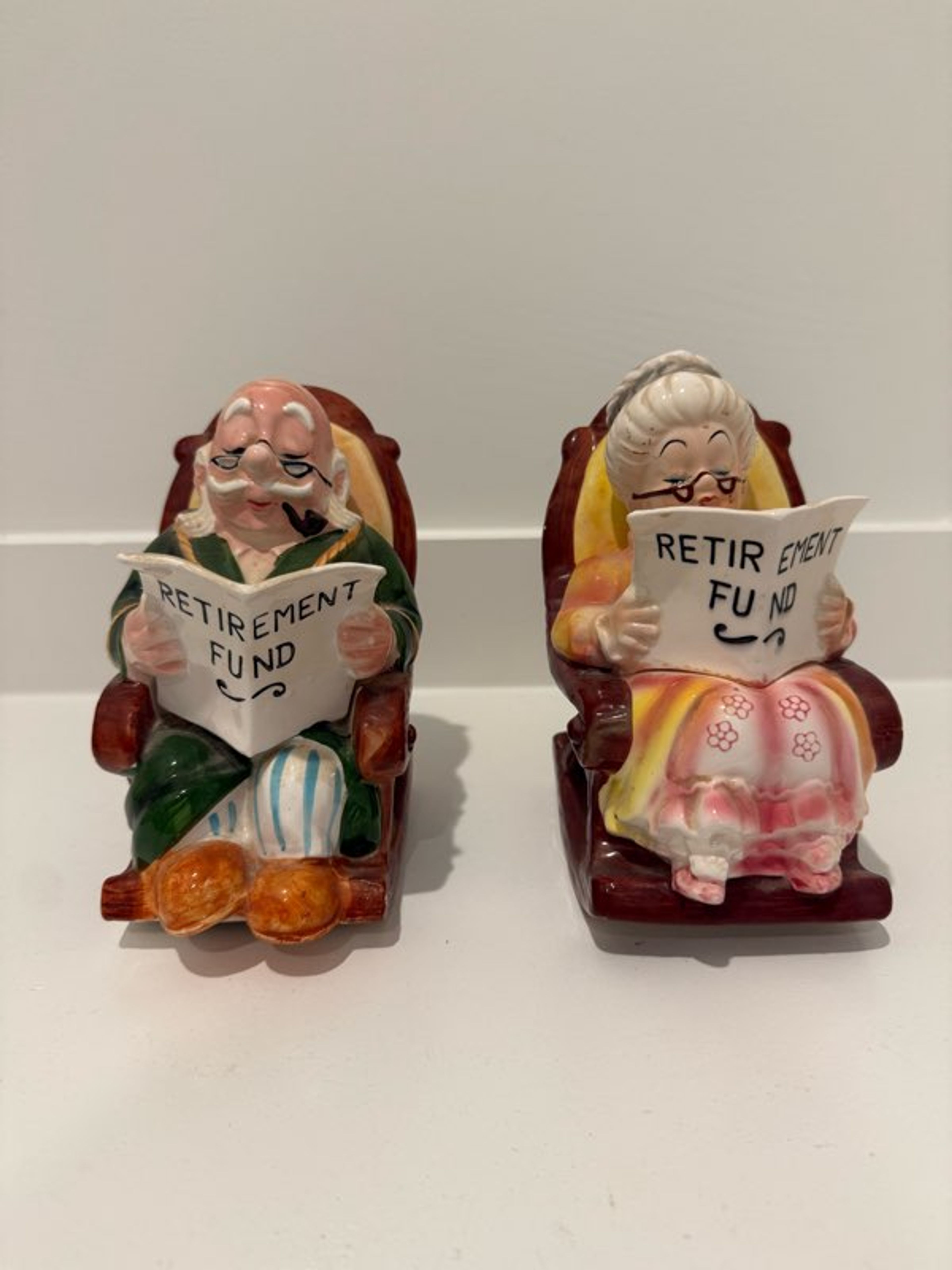Vintage Ceramic Old Couple Rocking Chair Retirement Fund Coin Banks