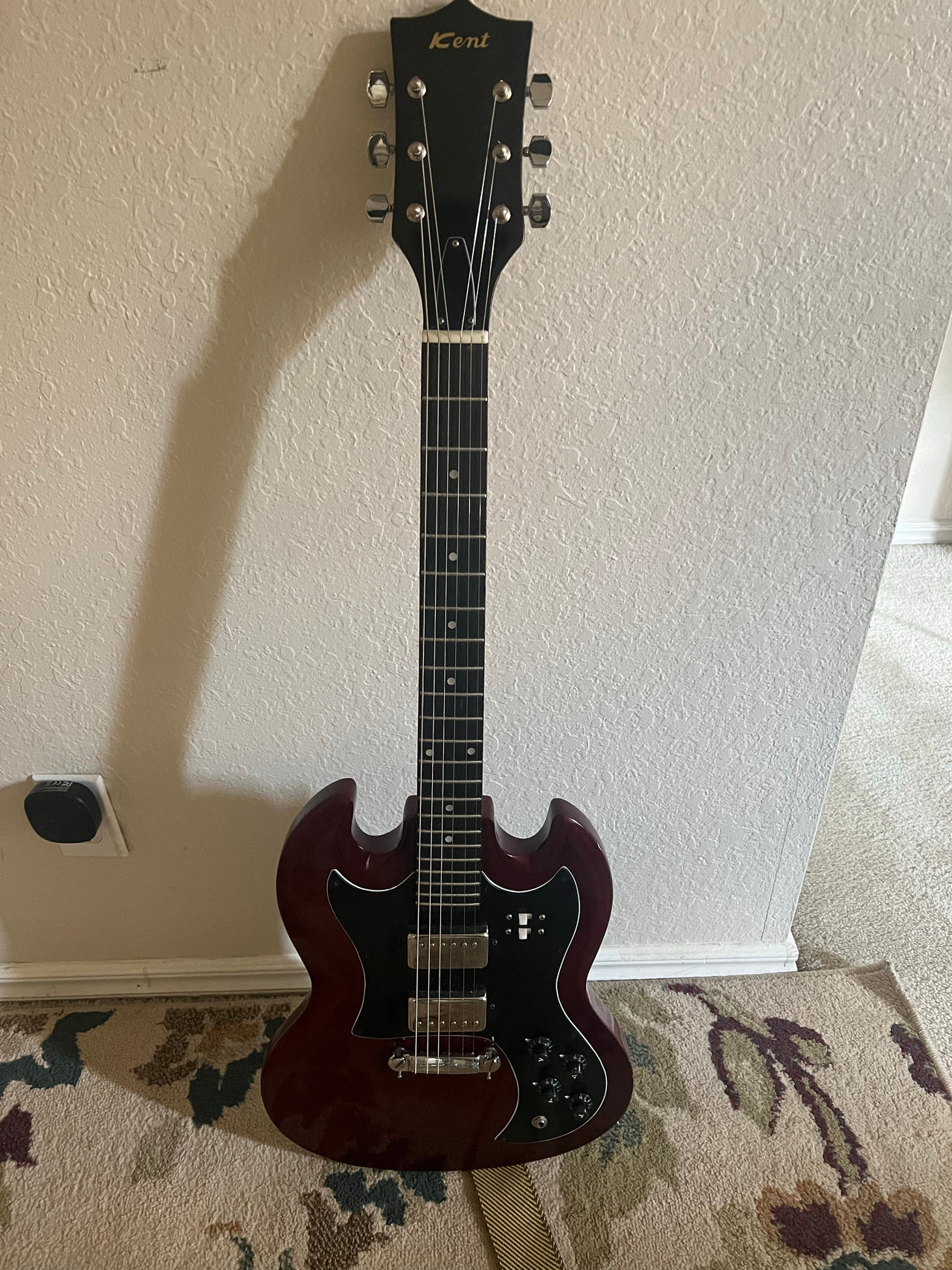 Kent Electric Guitar