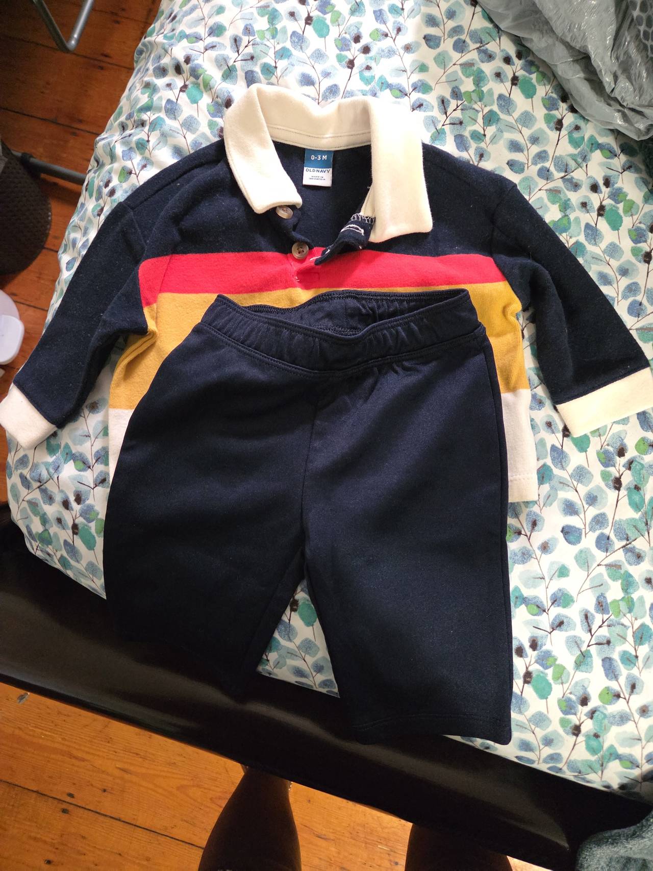Old Navy Baby 2-Piece Striped Polo Set