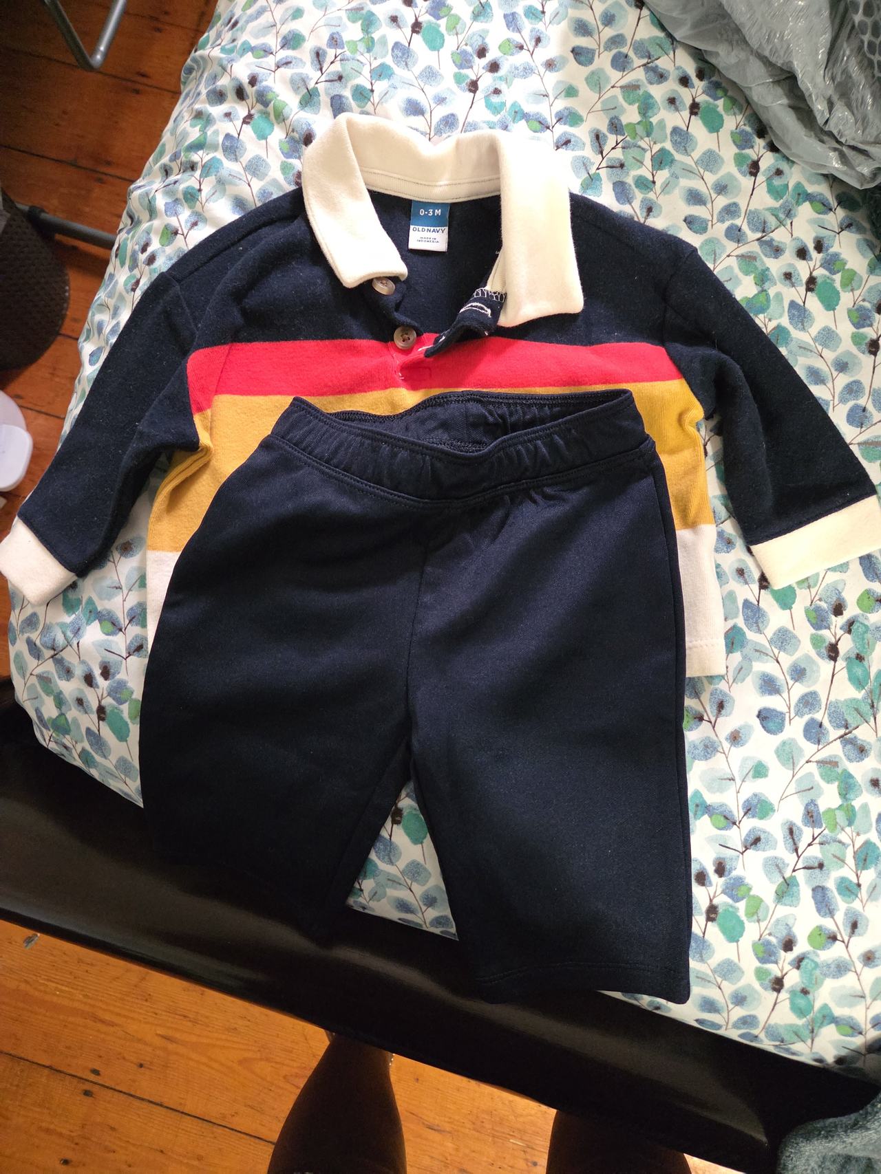 Old Navy Baby 2-Piece Striped Polo Set