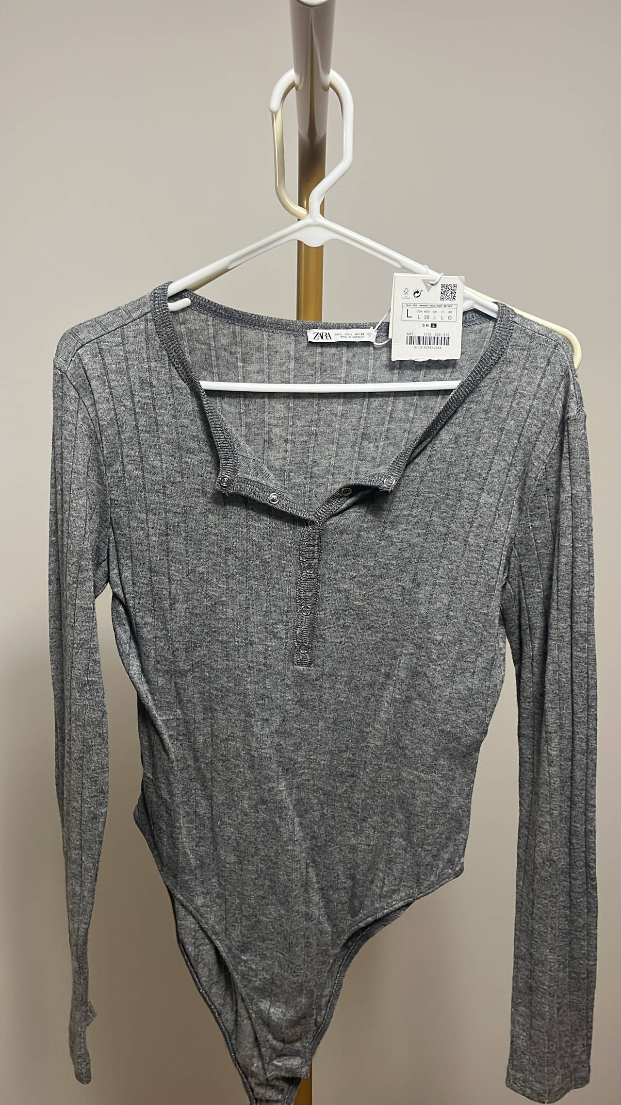 New with tags Zara Ribbed Henley Bodysuit L