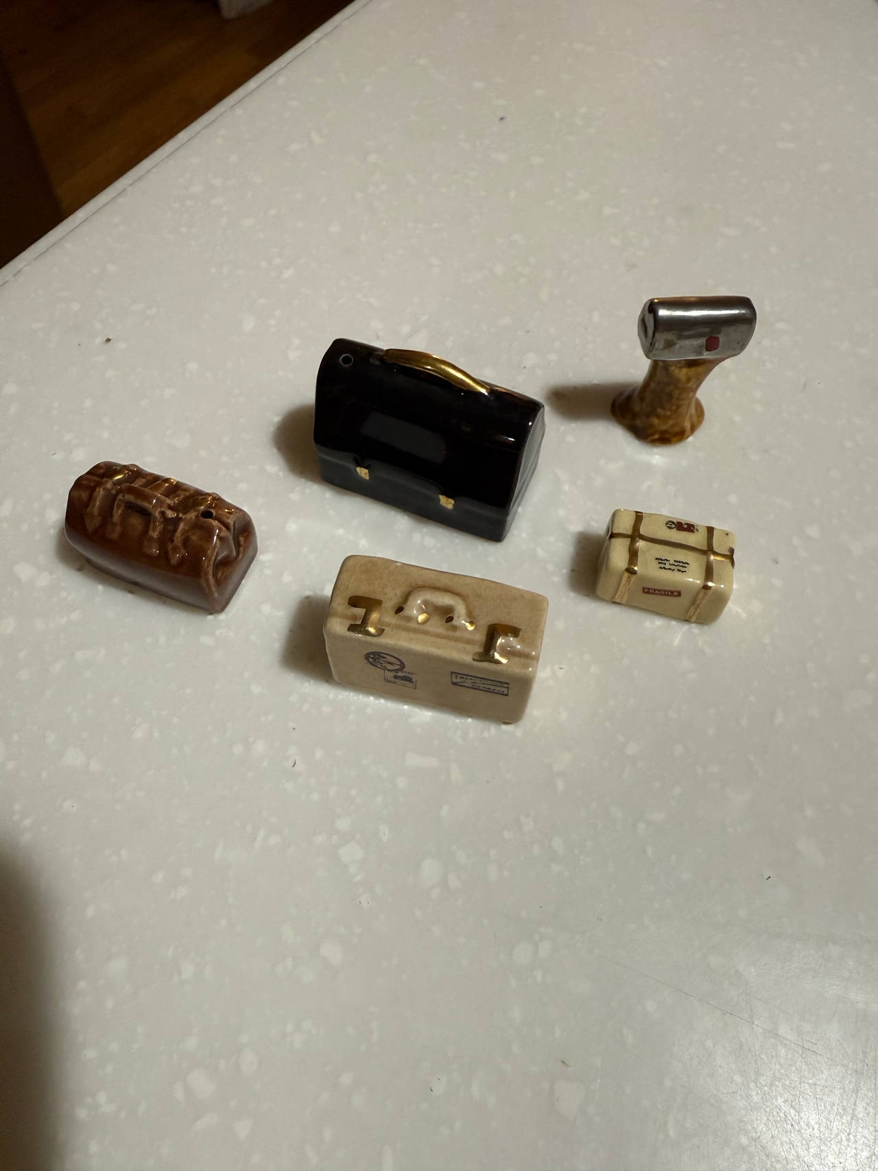 Vintage Ceramic Miniature Suitcase and Bag Figurines shakers