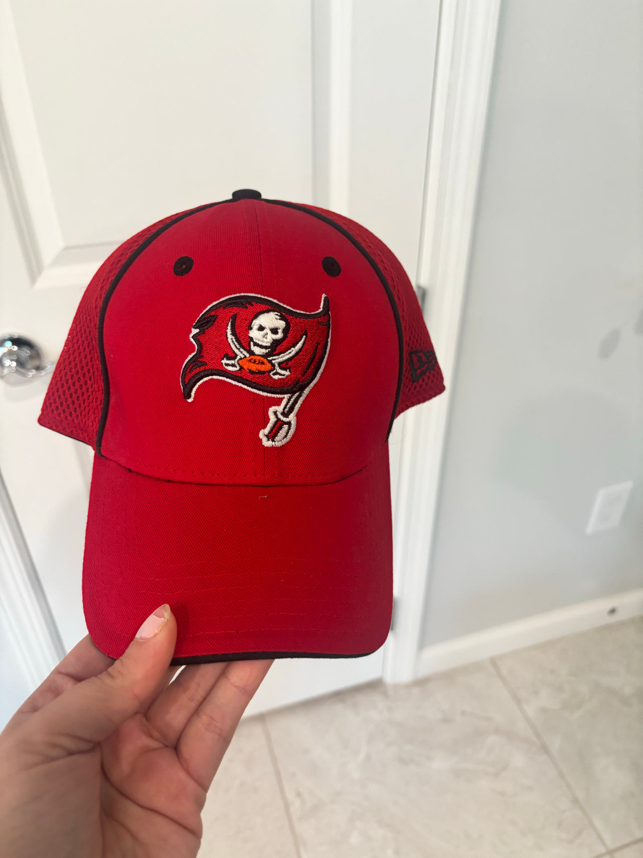 New Era Tampa Bay Buccaneers 39THIRTY Stretch Fit Hat
