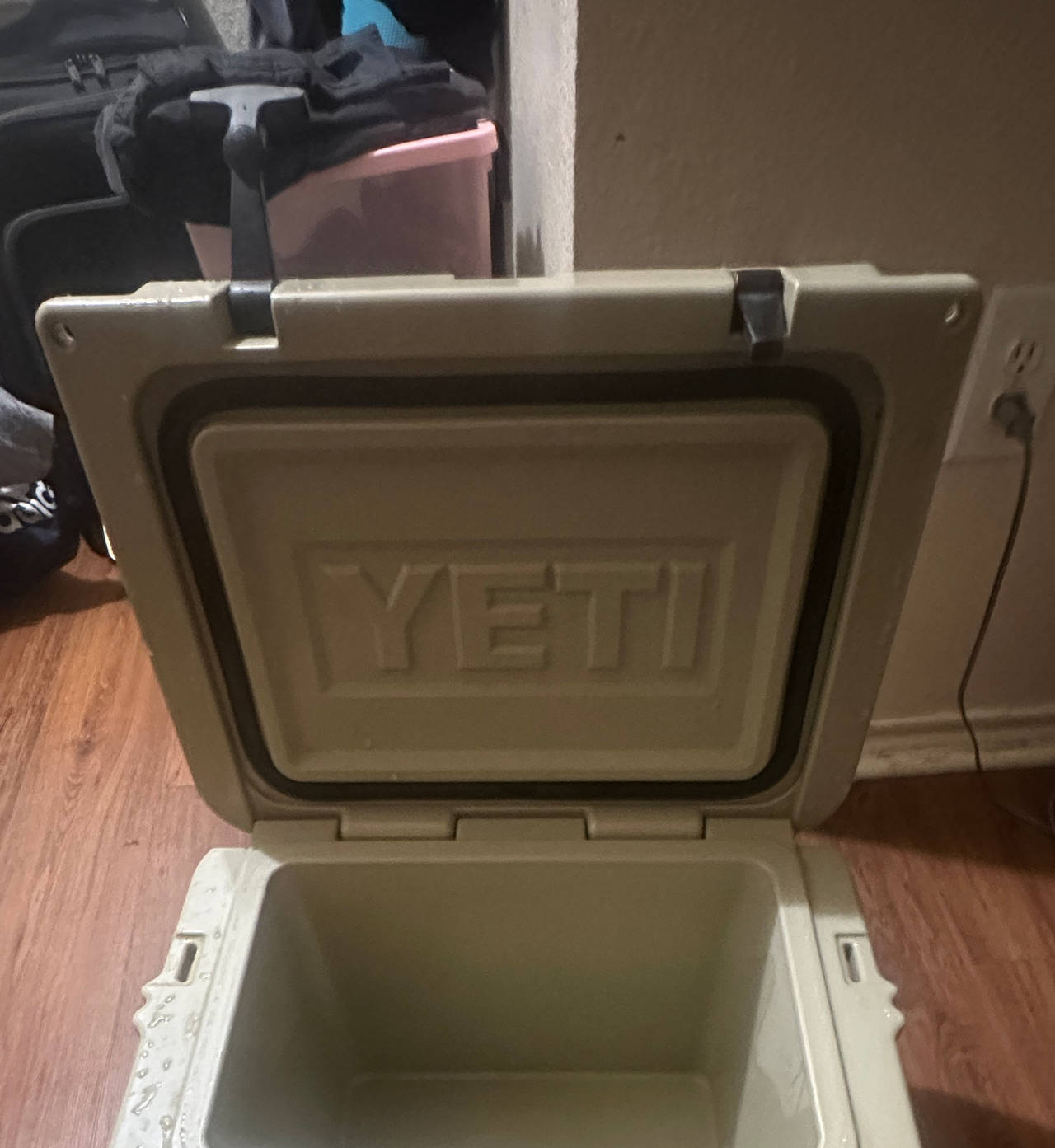 YETI Tundra 35 Hard Cooler