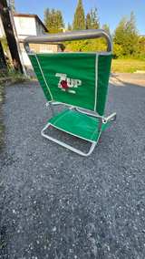 Vintage 7-Up Cool Spot Folding Beach Chair - Image 3