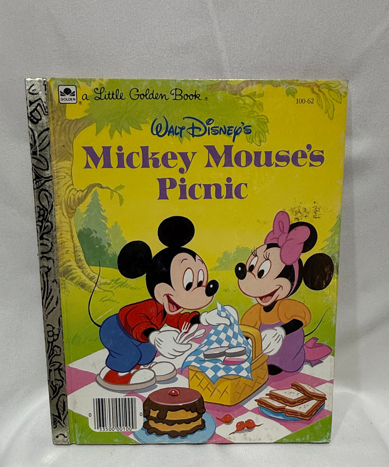 Walt Disney's Mickey Mouse's Picnic (A Little Golden Book)
