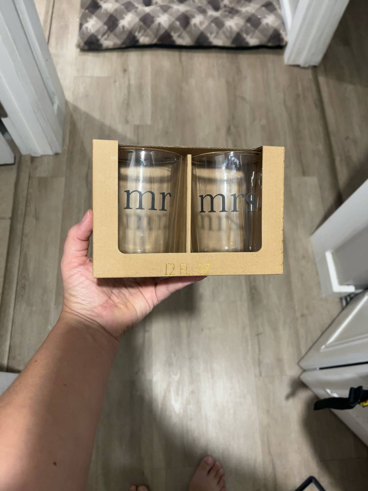 TMD Retail Mr & Mrs Rocks Glasses 12 oz Set of 2