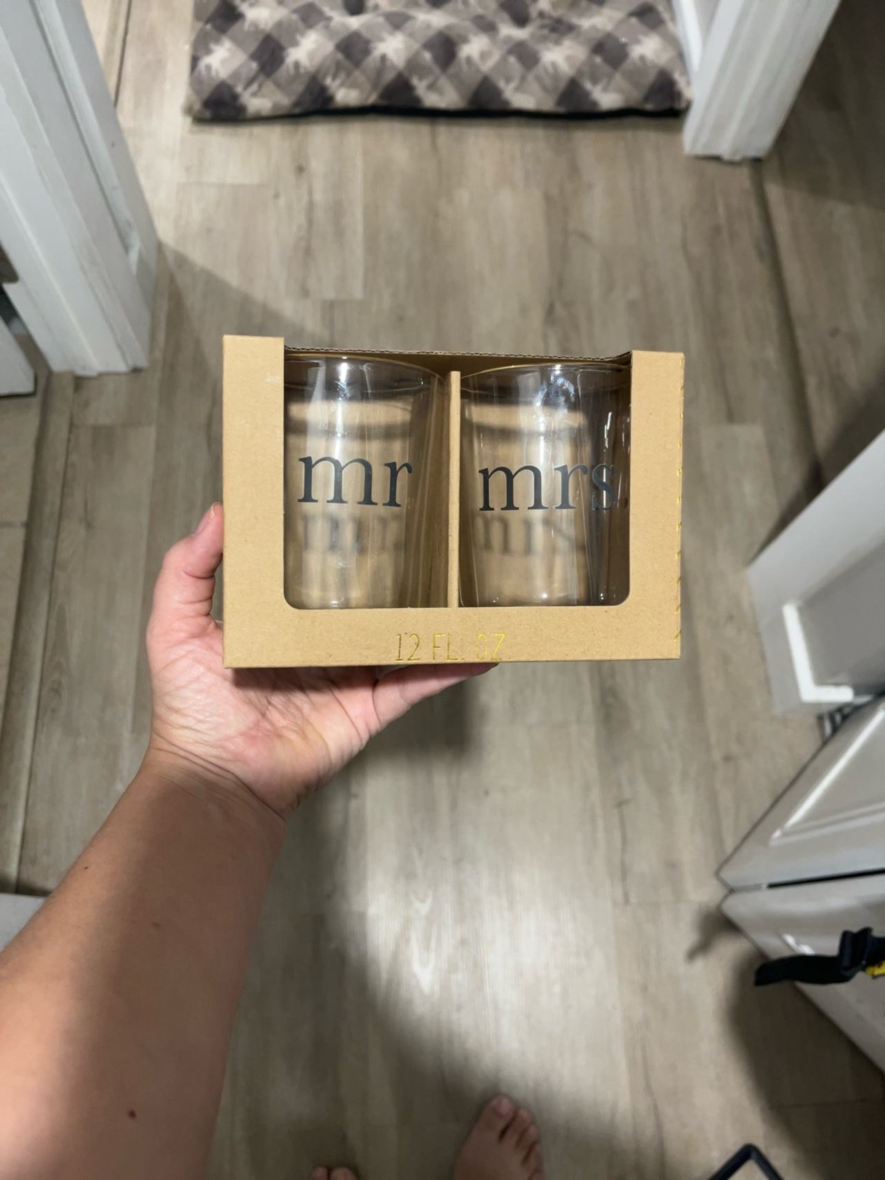 TMD Retail Mr & Mrs Rocks Glasses 12 oz Set of 2