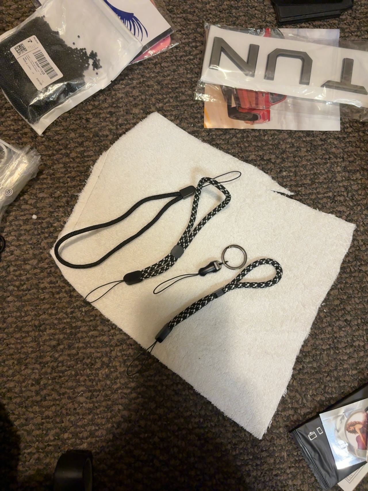 BERITNI Phone Wrist Lanyard Strap