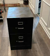 HON 2-Drawer Vertical Filing Cabinet - Image 1