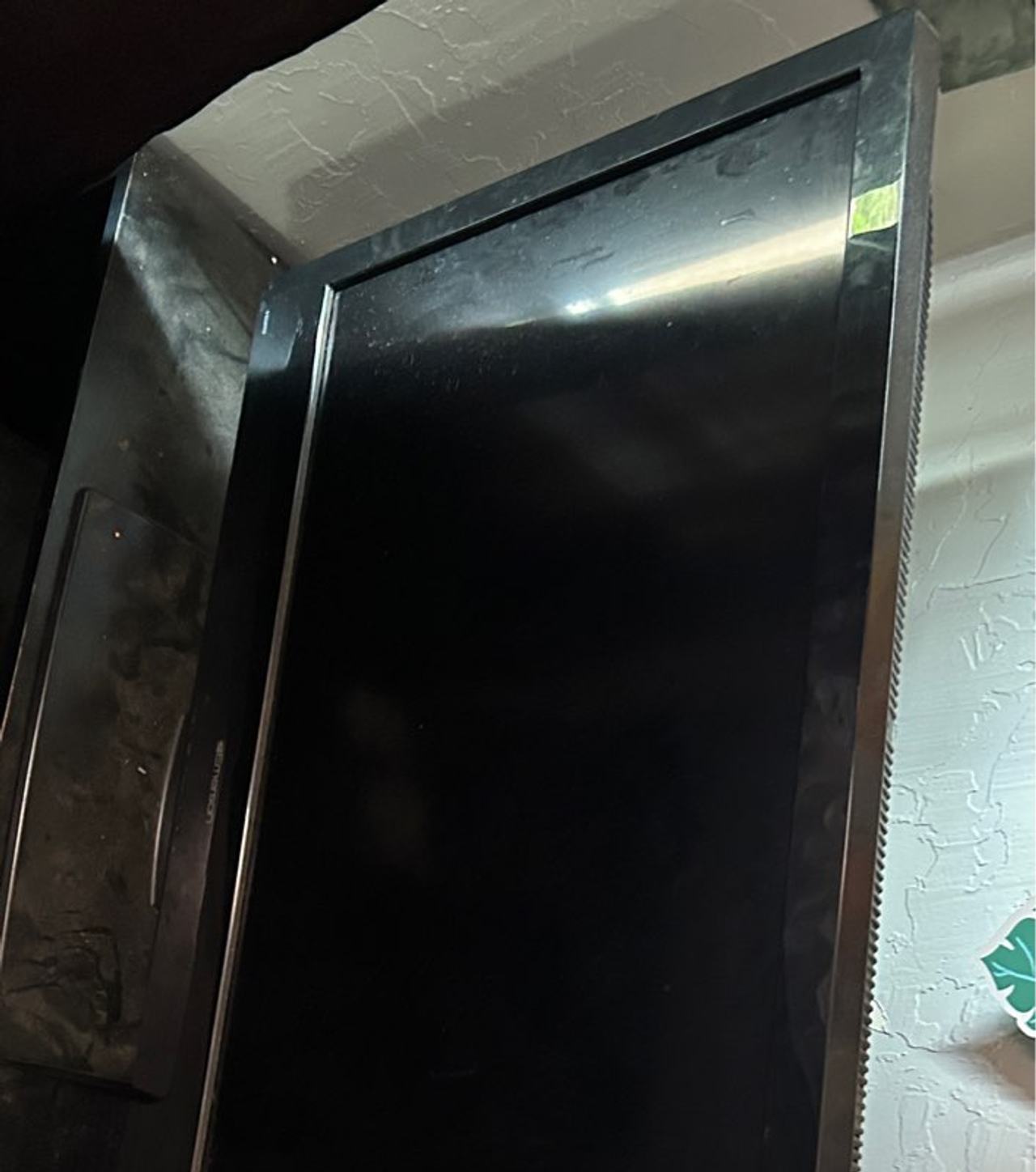 Emerson 32" LCD TV