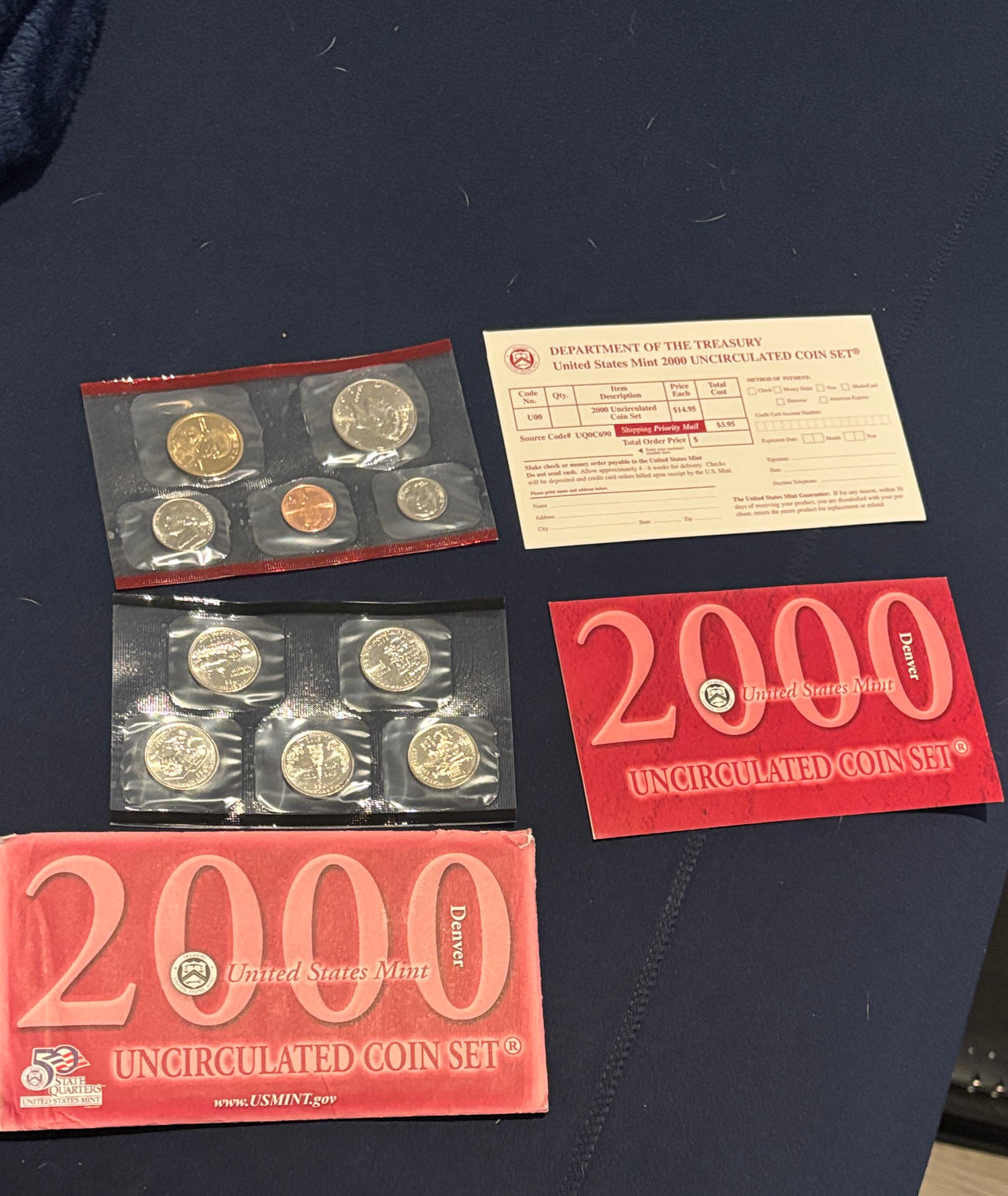 2000 United States Mint Uncirculated Coin Set (D)