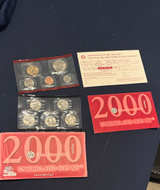 2000 United States Mint Uncirculated Coin Set (D) - Image 1