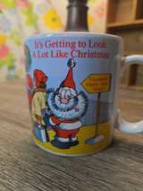 It's Getting to Look A Lot Like Christmas Applause 1988 Mug - Image 3