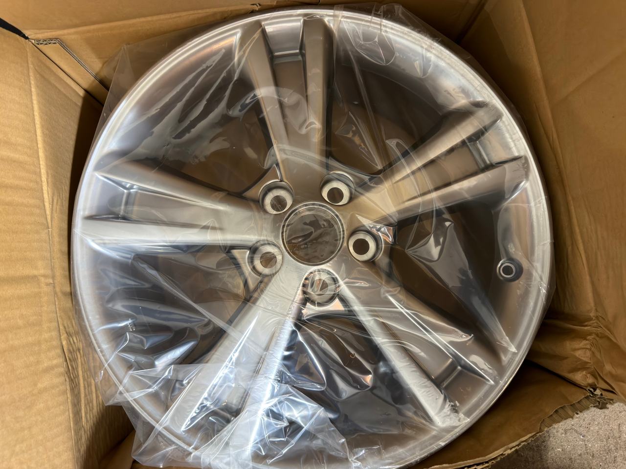 2006-2009 Lexus RX400 Hybrid Wheel Rim R18 18x7 Alloy 5 Spoke 42611-48451 OEM