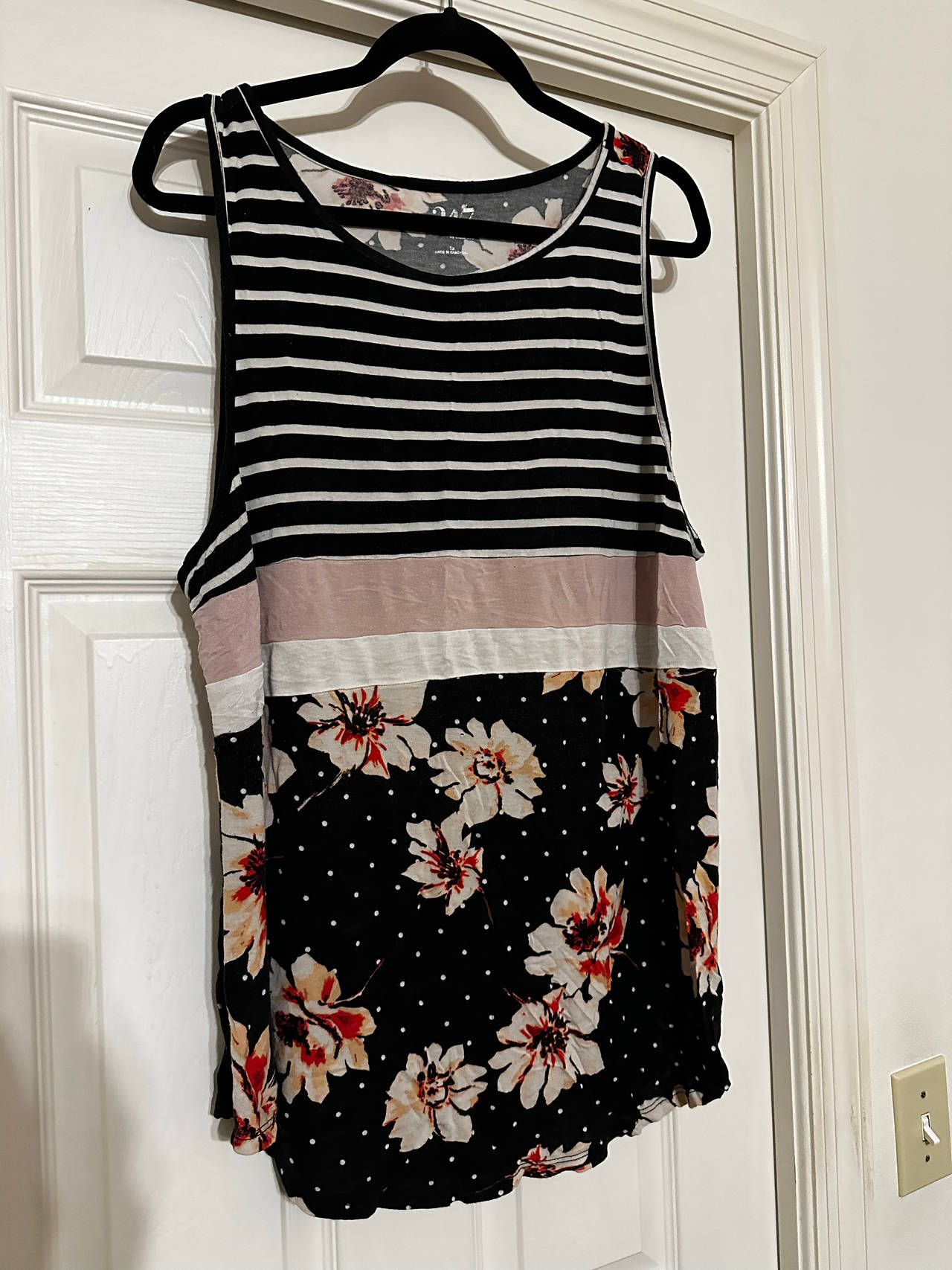 Old Navy Mixed-Print Sleeveless Tank Top