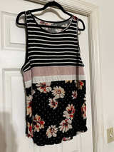 Old Navy Mixed-Print Sleeveless Tank Top - Image 1