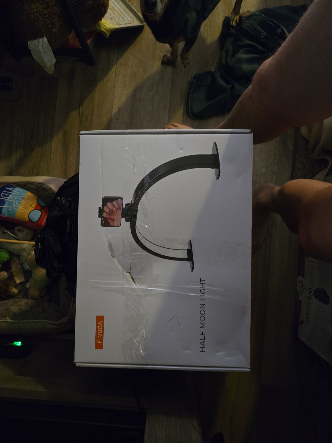 F-700A Half Moon LED Beauty Light