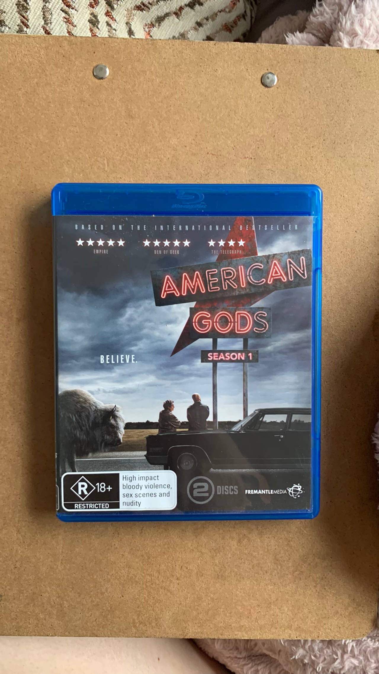 American Gods Season 1 Blu-ray (2-Disc Set)