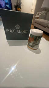 Royal Albert Thimble - Image 2