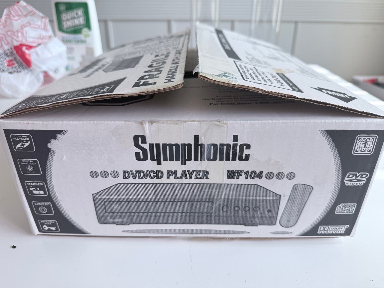 Symphonic WF104 DVD/CD Player , new in box
