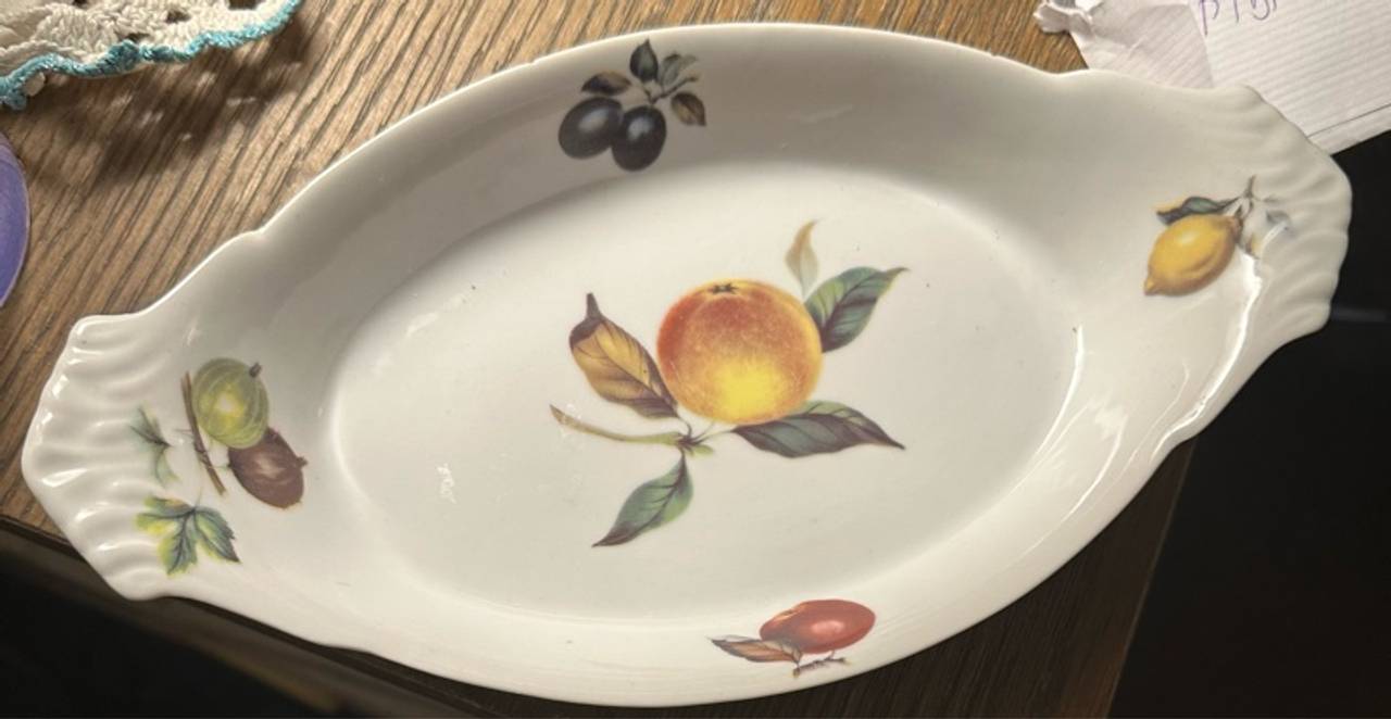 BIA Cordon Bleu Oval Au Gratin Baking Dish Fruit Theme 10"