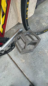 KHS Road Bike - Flite 500 - Image 5