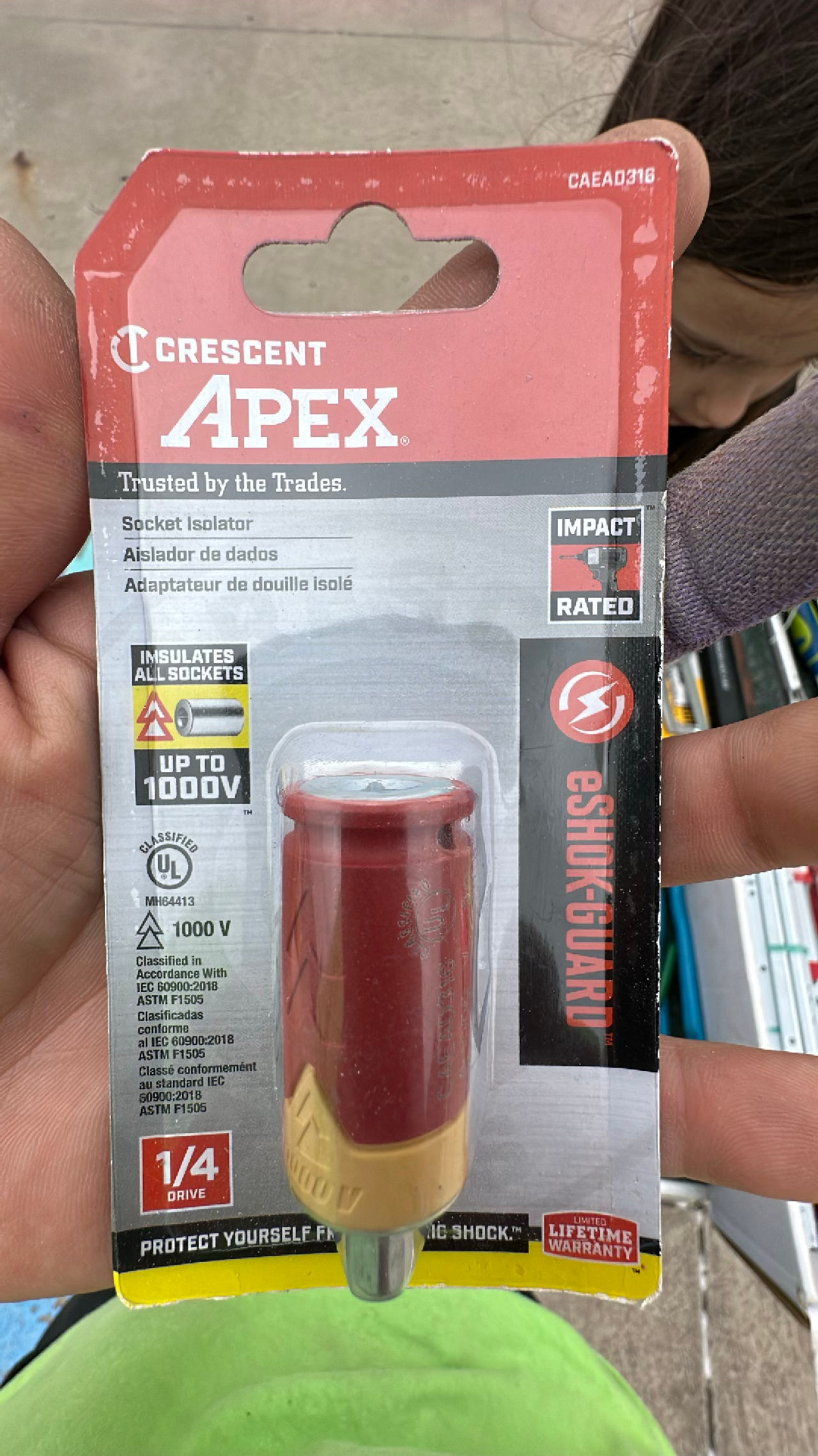Crescent Apex Socket Isolator