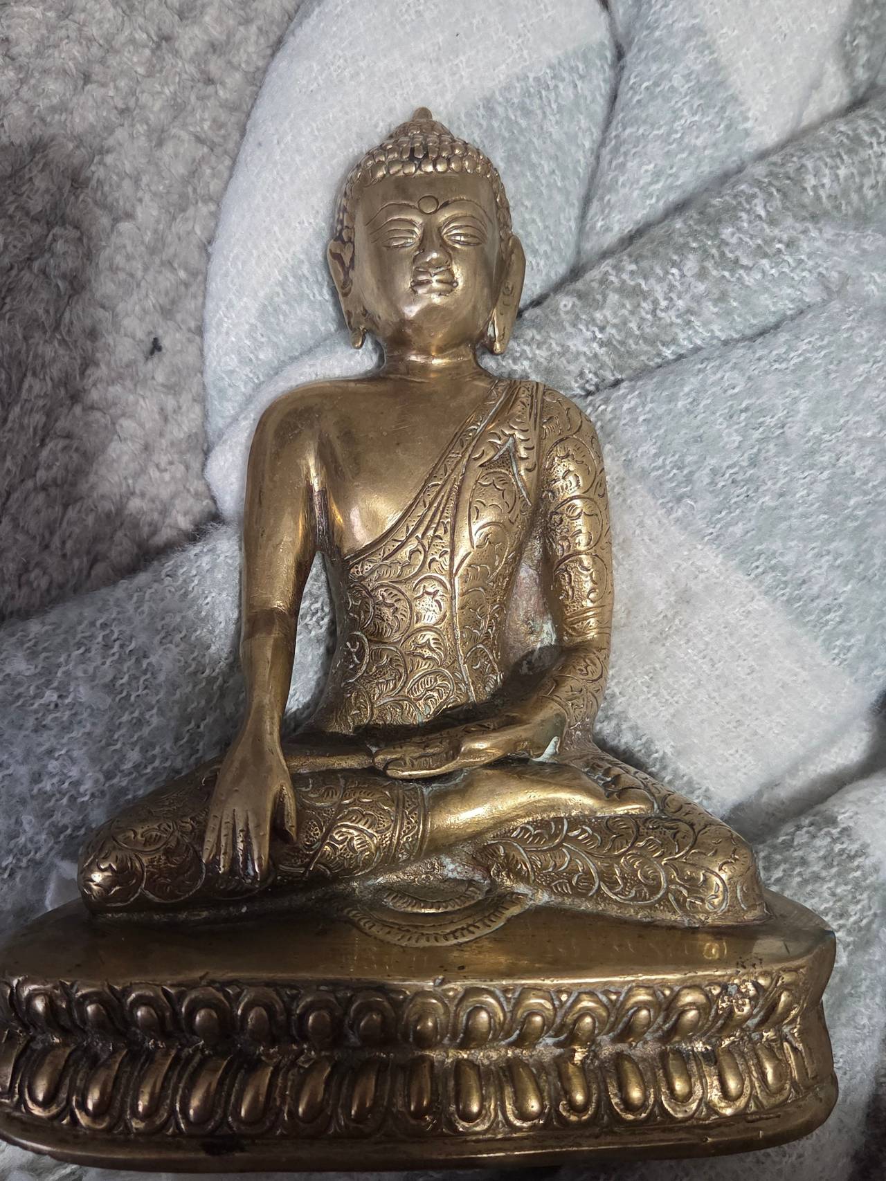 Brass Seated Buddha Statue in Bhumisparsha Mudra