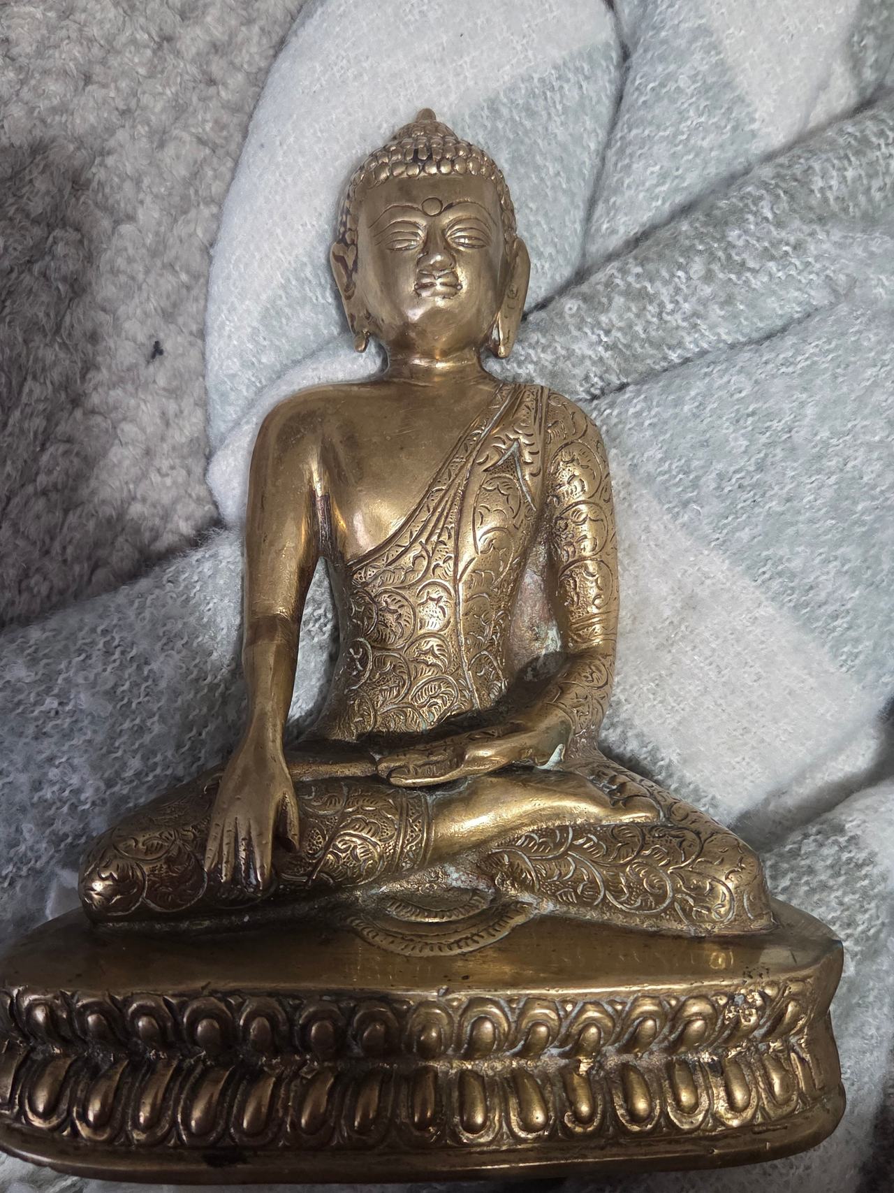 Brass Seated Buddha Statue in Bhumisparsha Mudra