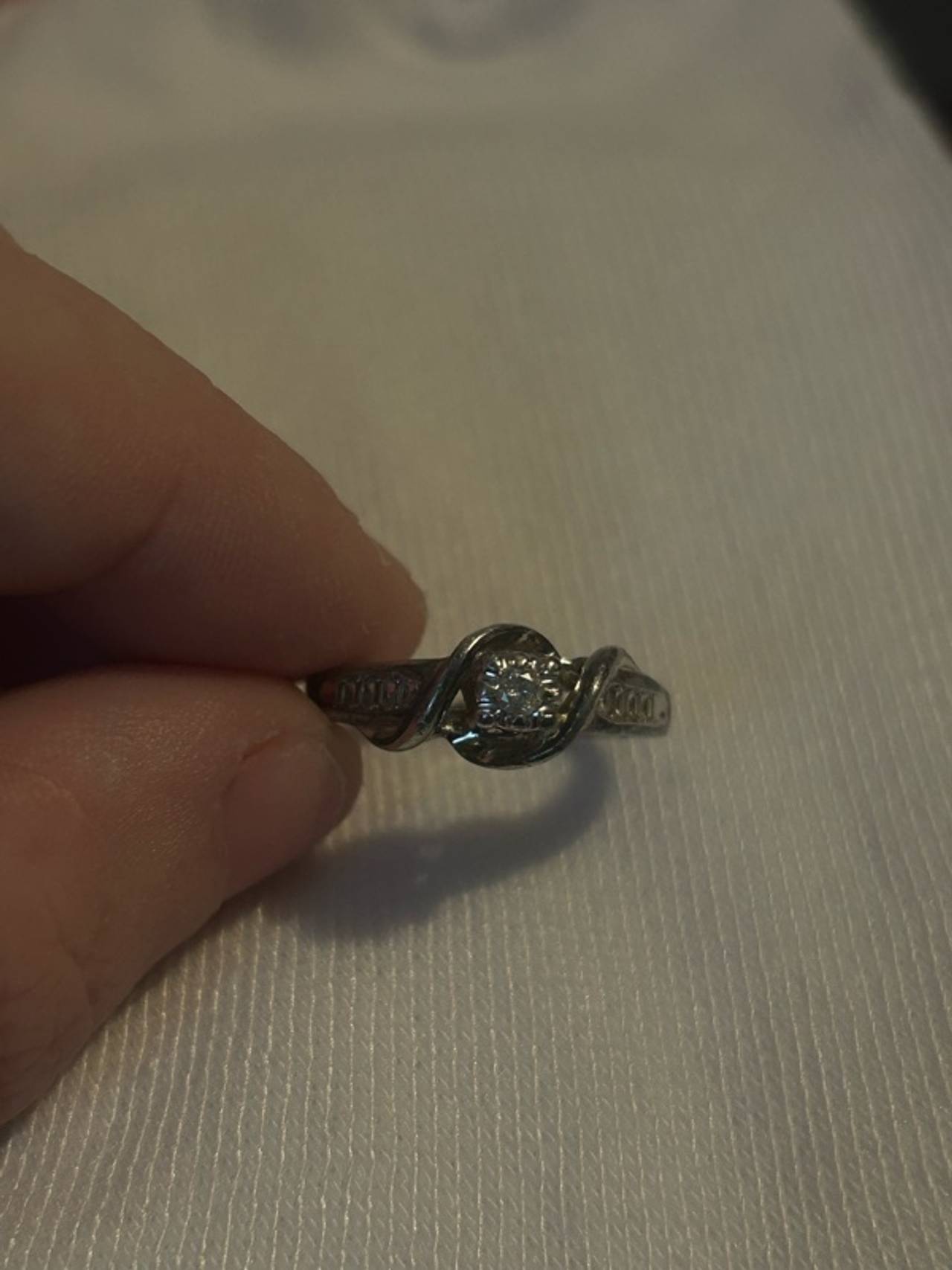 ~"925"~STERLING SILVER~DIAMOND~SOLITARE~&~BAGUETTE~ACCENTS~RING~SIZE~7.5