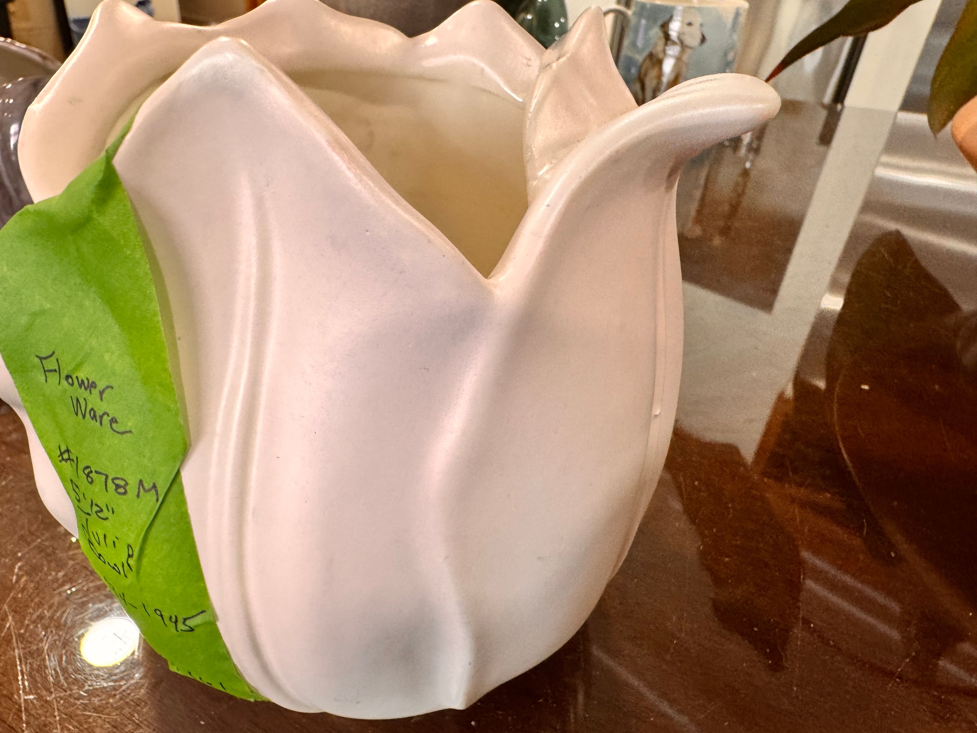 Vintage Stangl Tulip Vase, 1878, White Large Flower Ware Bowl, Pot, Pottery - Image 5