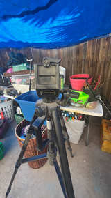 Camera Tripod - Image 3