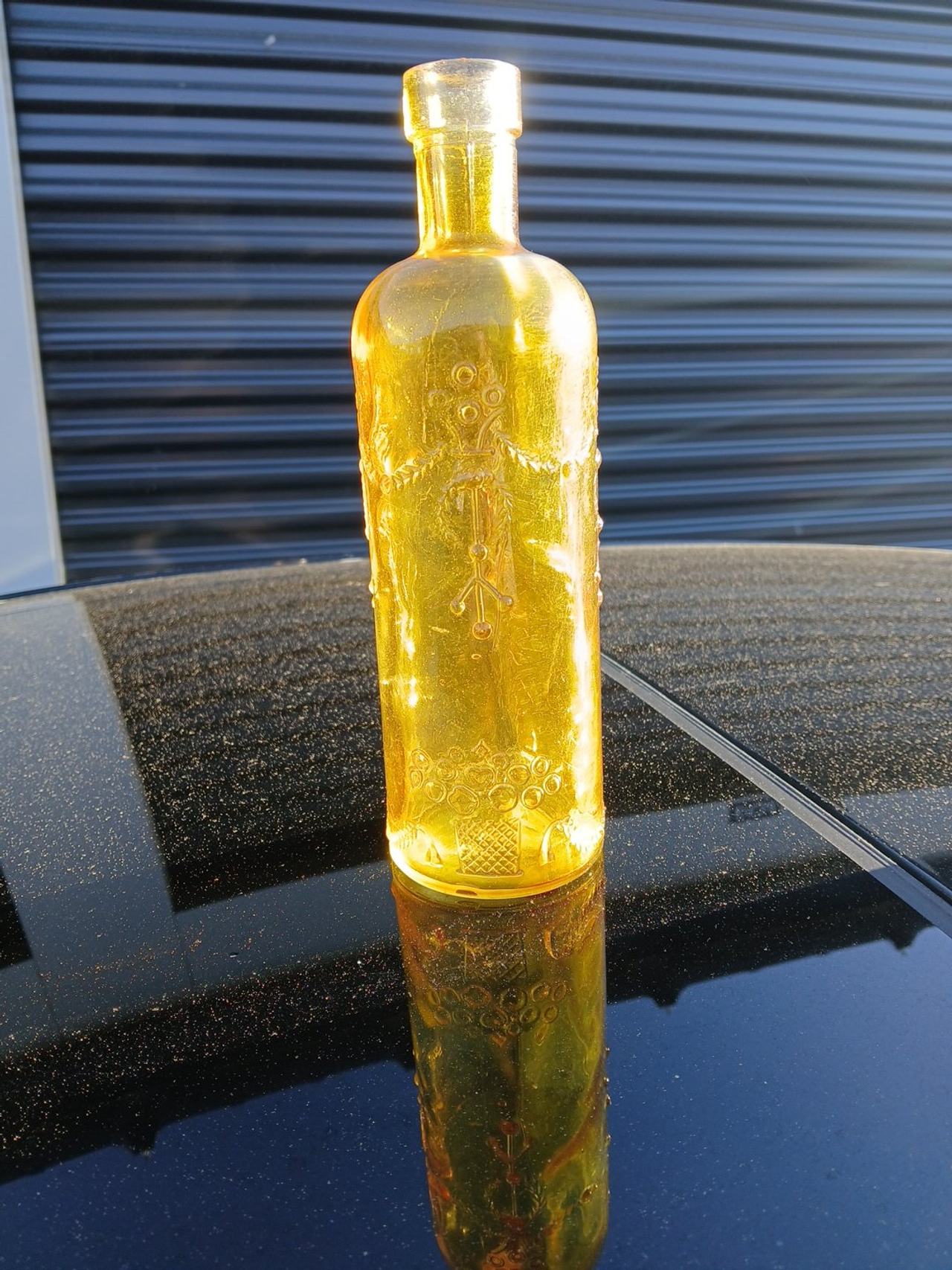 Tiara Exclusives Amber Sandwich Glass Bottle