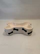 Bone Shaped Ceramic Pet Bowl - Image 2