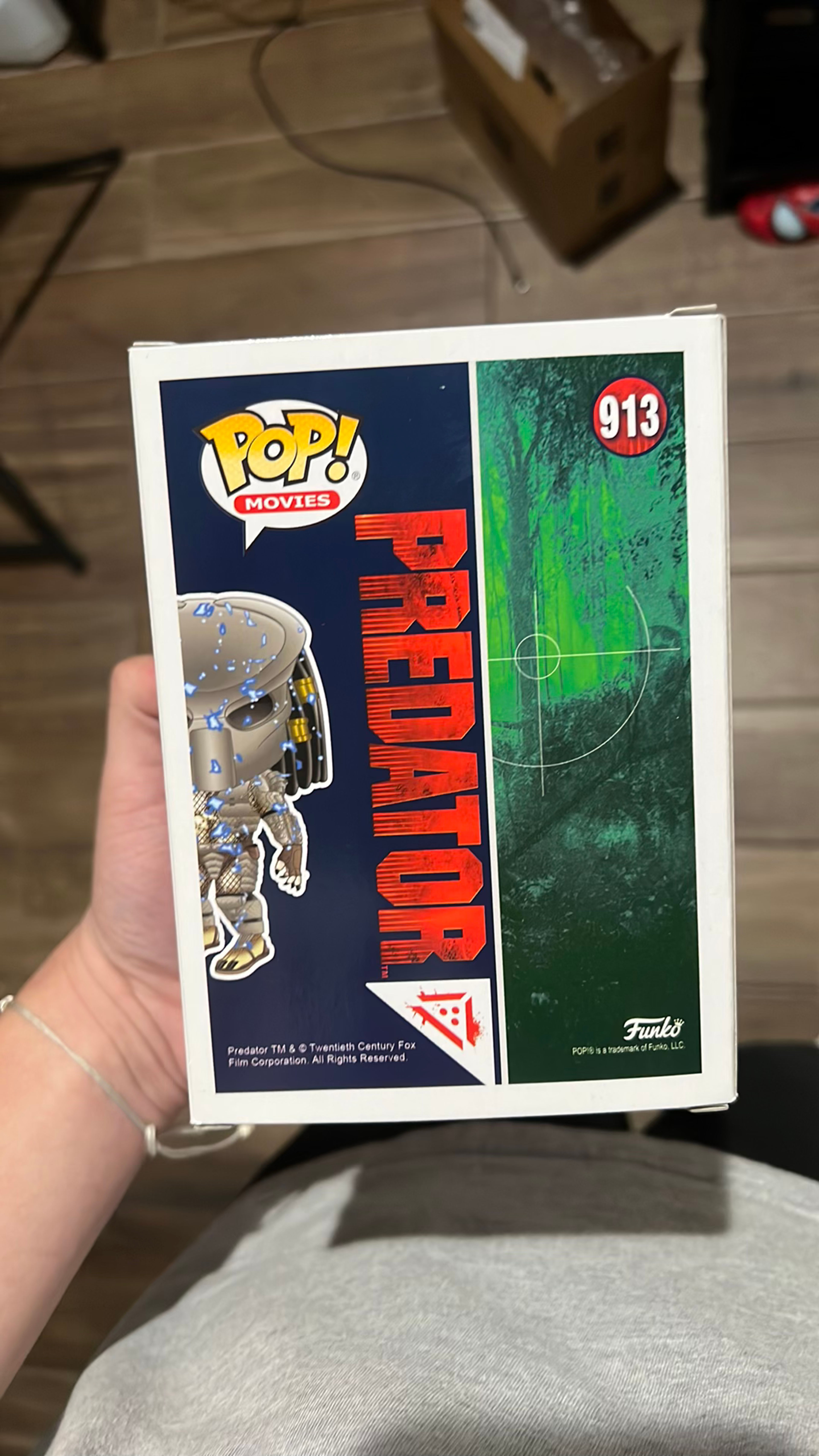 Funko Pop! Movies: Predator #913 Funko Insider Club Exclusive - Image 3