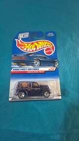 Hot Wheels 2000 First Editions Anglia Panel Truck - Image 2
