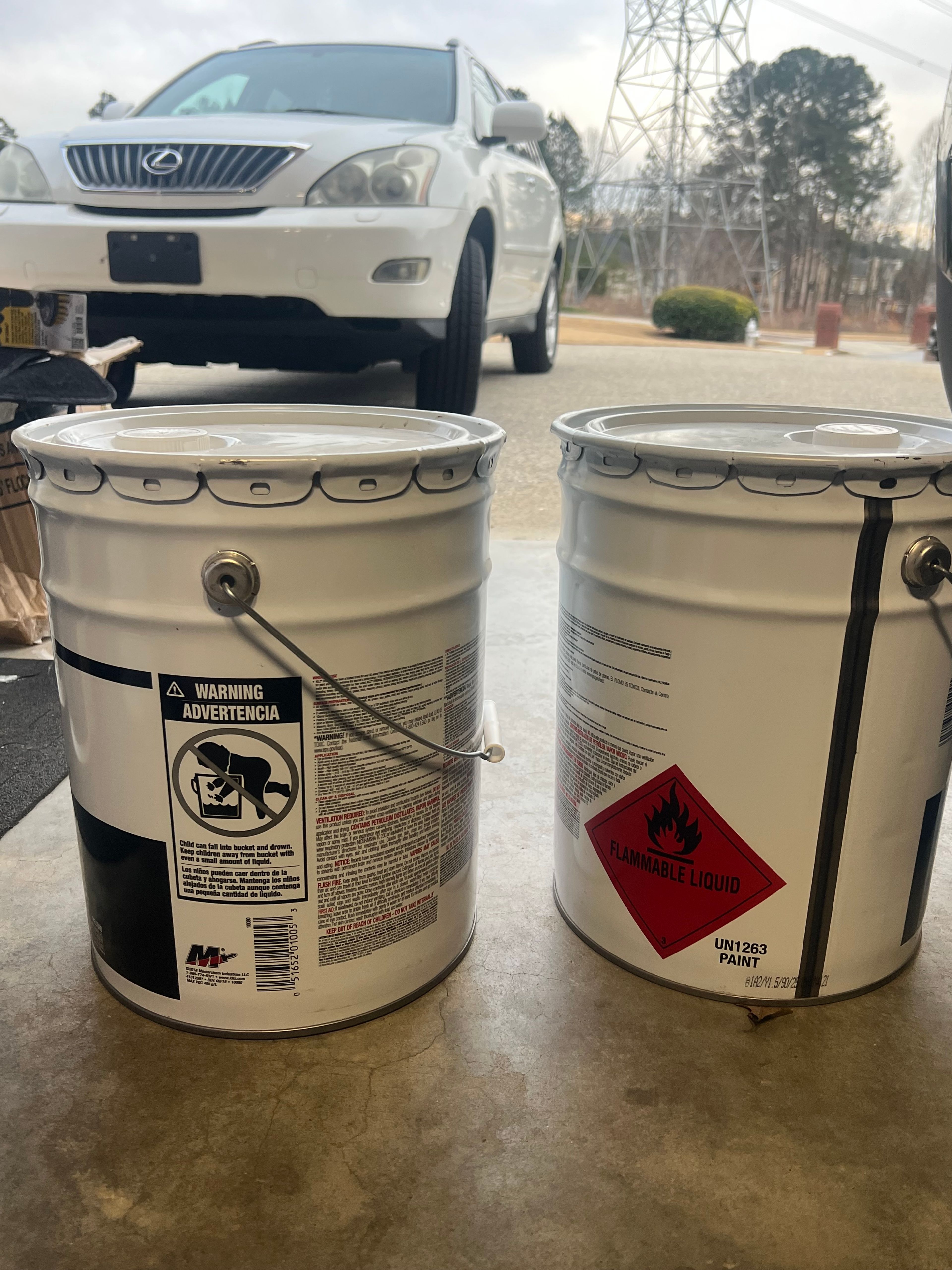 KILZ Original Oil-Based Primer White 5 Gallon - Image 4